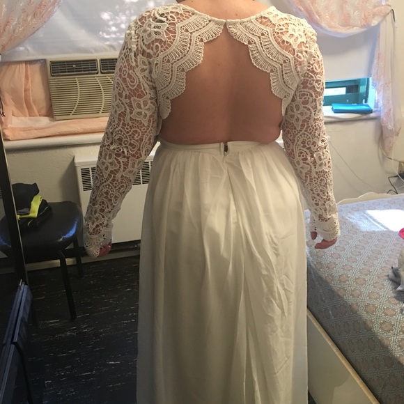 SOLD Formal/Wedding Dress - Picture 4 of 7